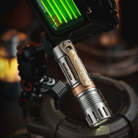 FLASHLIGHTS